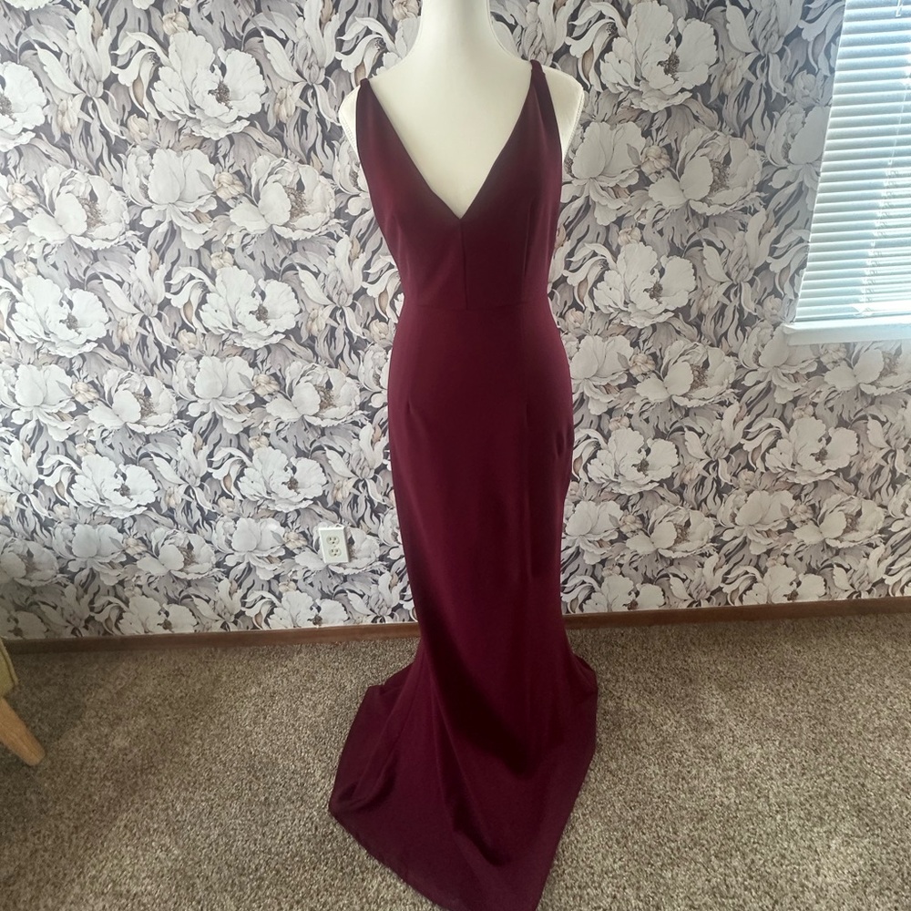 Merlot Lulus Dress for Timeless Glamour